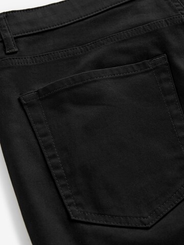 Next Slimfit Shorts in Schwarz