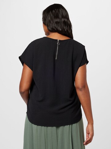 Vero Moda Curve - Blusa 'INGE' en negro