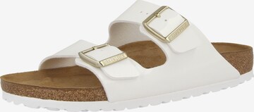 BIRKENSTOCK Plätu 'Arizona', värv valge: eest vaates