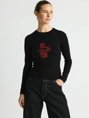 Résumé Paita ' DoraRS ' värissä musta: etupuoli