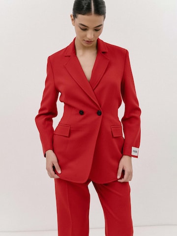 4TAILORS Bleiseri 'Spice it Up' värissä punainen: etupuoli