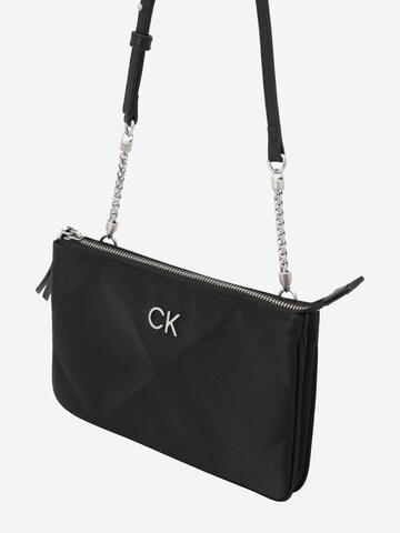 Sac à bandoulière Calvin Klein en noir : devant