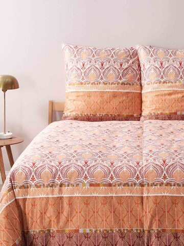 BASSETTI Duvet Cover in Red: front