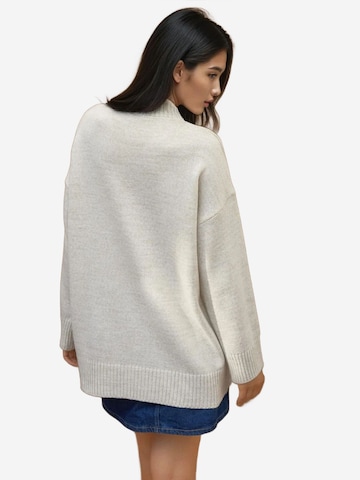 Hiccup Pullover in Beige