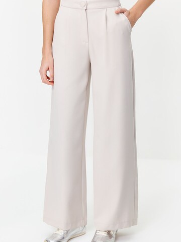 Trendyol Loosefit Hose in Grau: Vorderseite