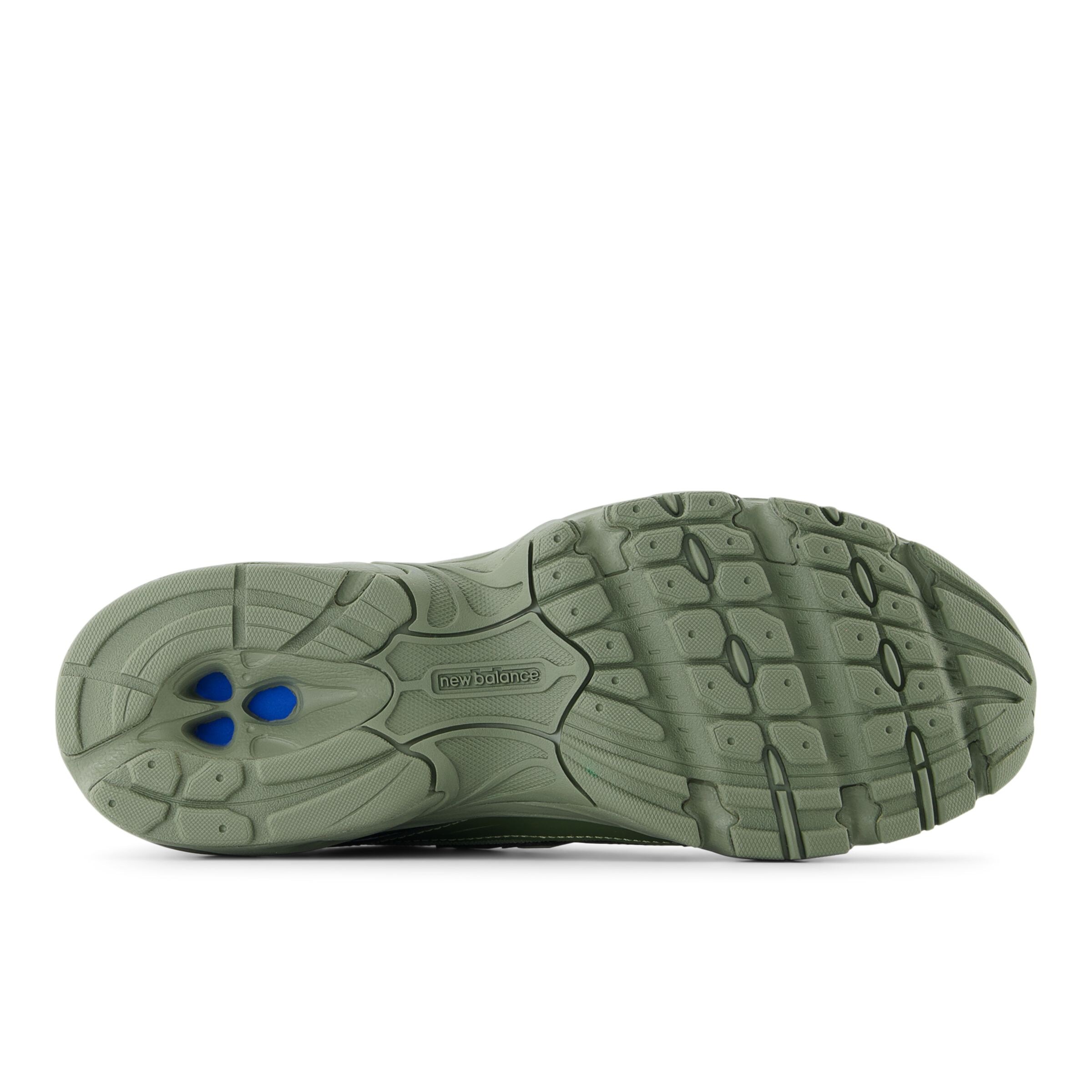 new balance Sneakers '740' in Green