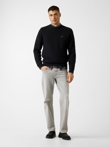 GUESS Sweatshirt in Zwart: voorkant