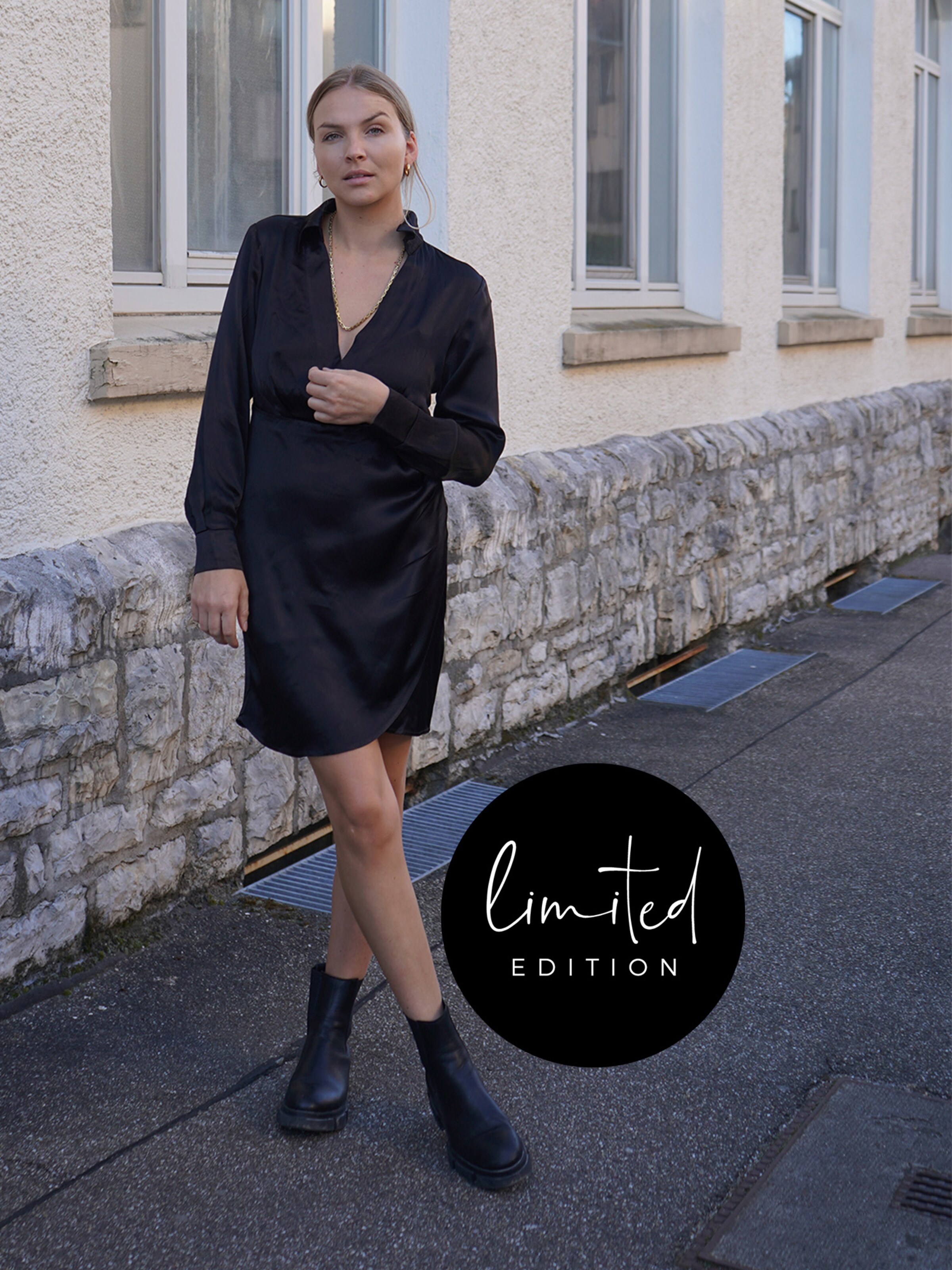 Abiti corti a maniche lunghe » online su ABOUT YOU