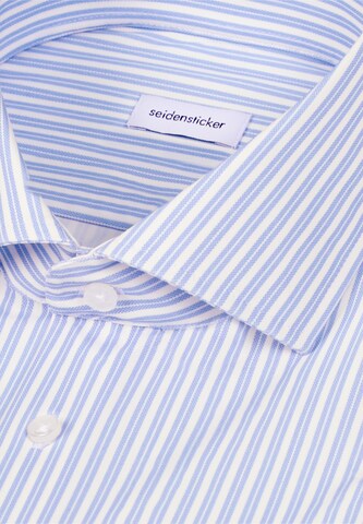 Coupe slim Chemise business 'Schwarze Rose' SEIDENSTICKER en bleu