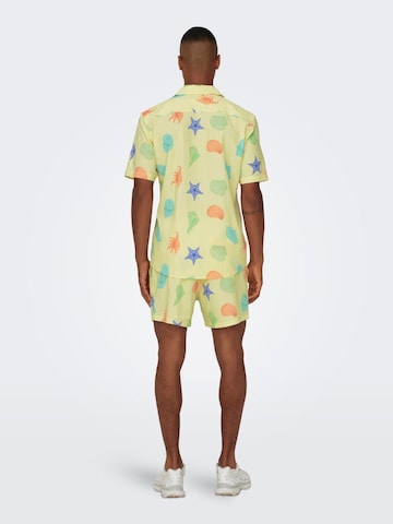 Shorts de bain '22029348' Only & Sons en jaune
