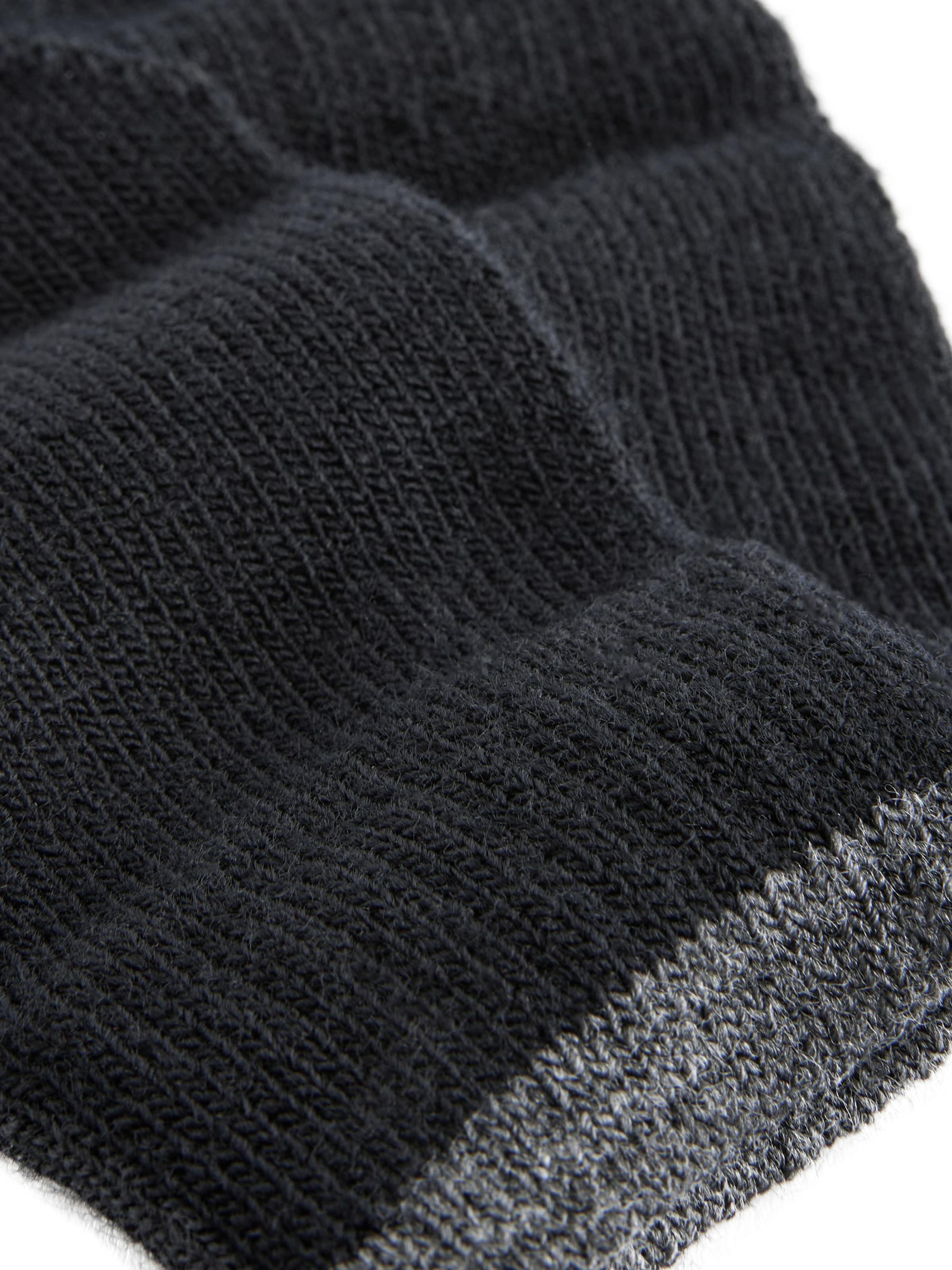 Next Перчатки в Черный