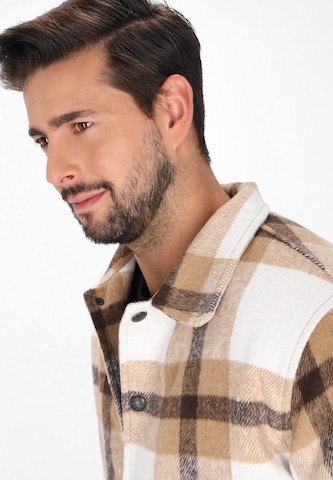 Veste mi-saison DreiMaster Vintage en beige