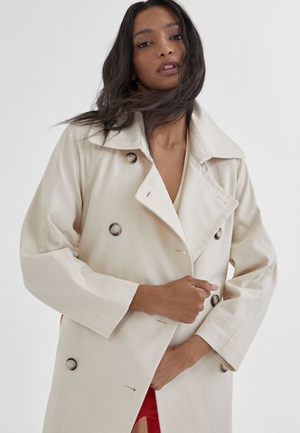 Manteau mi-saison Lola Casademunt en blanc