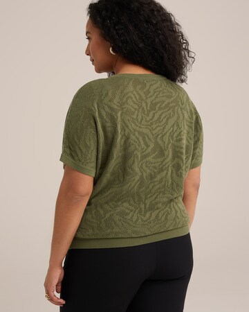 WE Fashion Sweater in Green