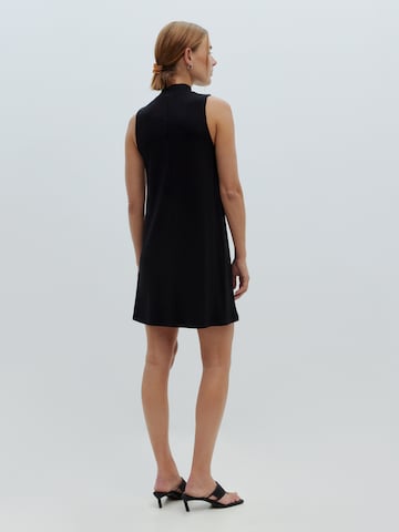 Rochie 'Francesca' de la EDITED pe negru