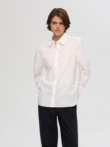 SELECTED Blouse in White: front