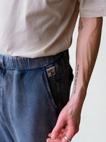 Seek 'n Hide Tapered Sportbroek 'Denim Washed Jogger' in Blauw