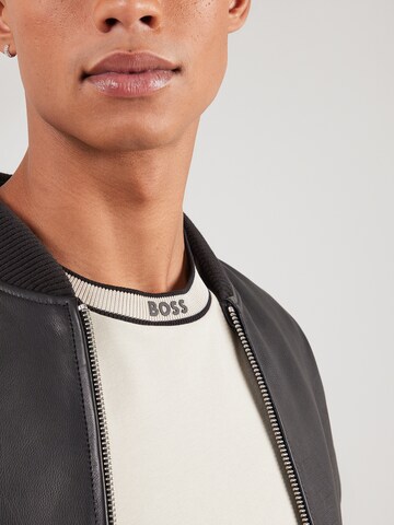 BOSS Тениска в бежово