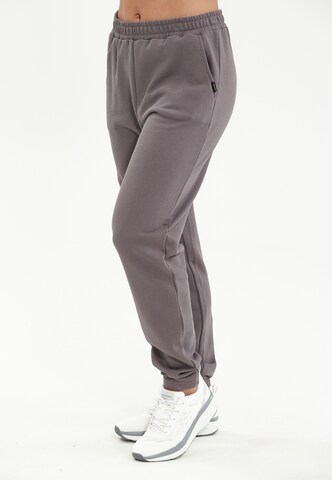 ENDURANCE Tapered Sporthose 'Beisty' in Lila: predná strana