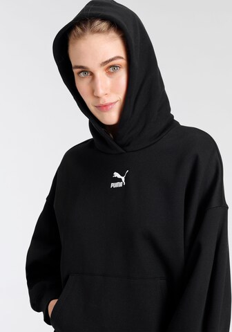 PUMA Sweatshirt 'Classics' in Zwart