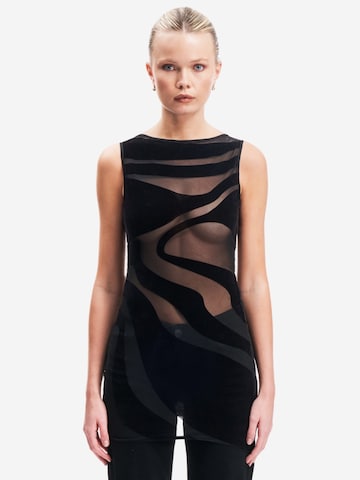 OW Collection Top  'Silla' in Schwarz: Vorderseite