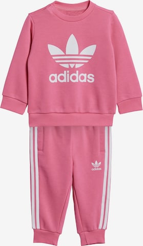 ADIDAS ORIGINALS Regular Tracksuit in Pink: front