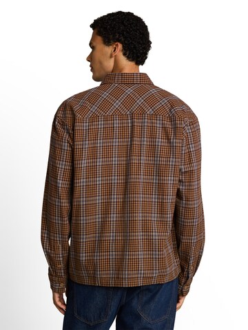 TOM TAILOR DENIM - Ajuste regular Camisa en marrón