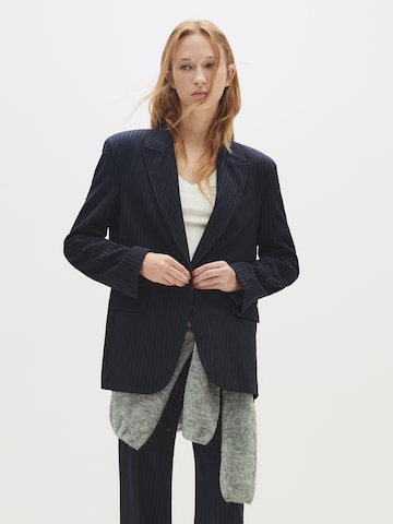 Pull&Bear Blejzr – modrá: přední strana
