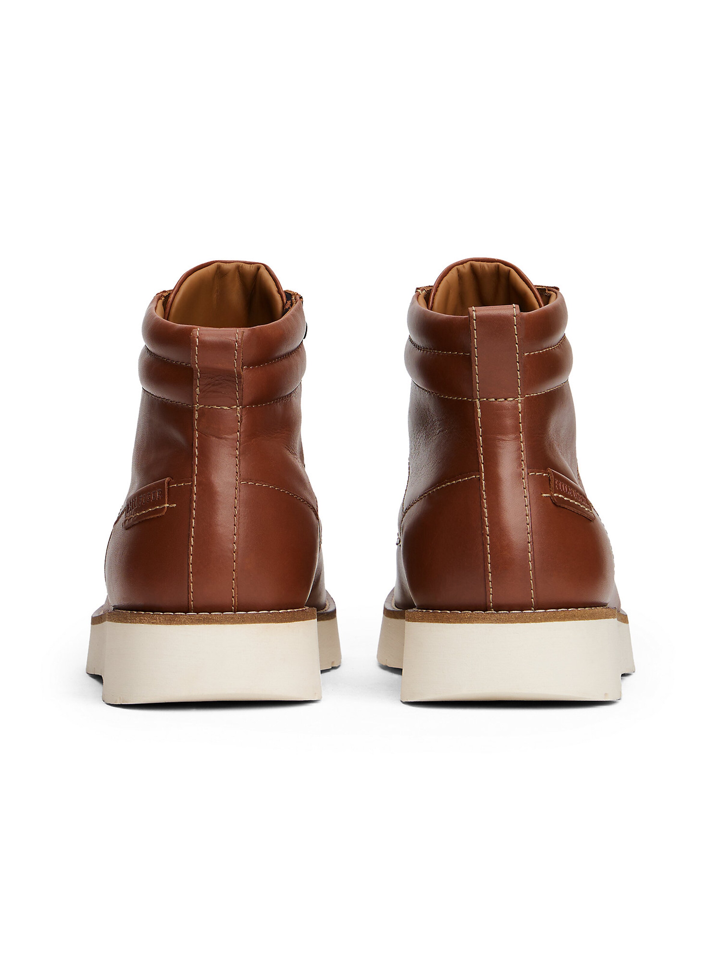 TOMMY HILFIGER Boot in Brown