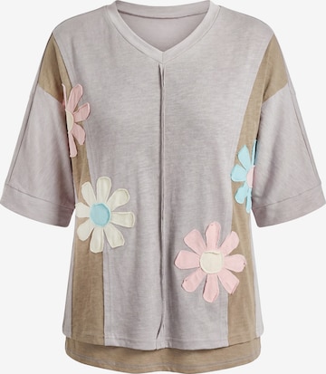 T-shirt Usha en marron : devant