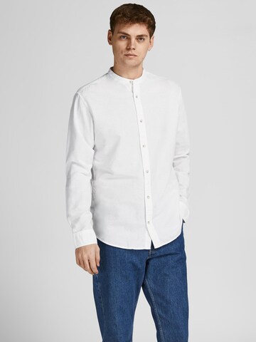 Coupe slim Chemise 'Summer' JACK & JONES en blanc : devant