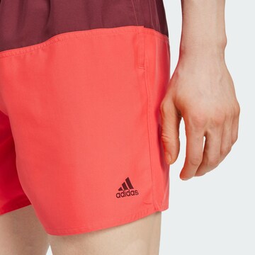 ADIDAS PERFORMANCE Boardshorts in Rot