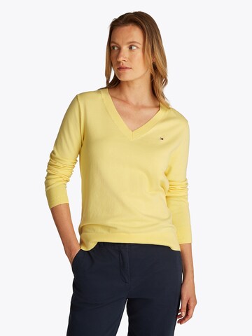 TOMMY HILFIGER Trui in Geel: voorkant