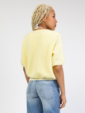 BROKE + SCHÖN Knit Cardigan in Yellow