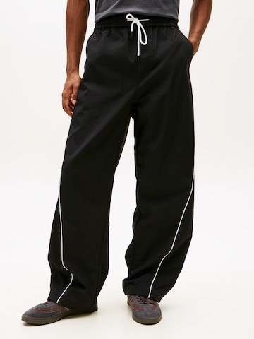 Tommy Jeans Baggy Hose 'THEO' in Schwarz: Vorderseite