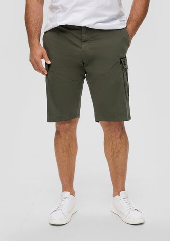 Regular Pantalon cargo s.Oliver en vert : devant