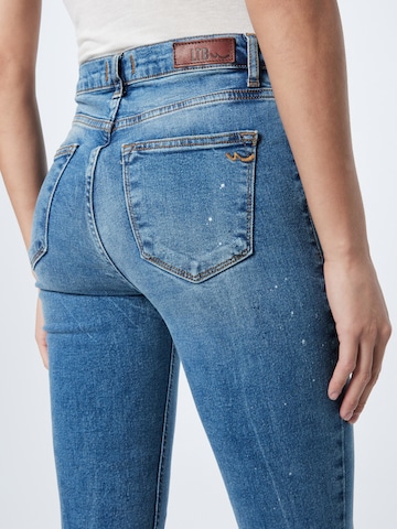 Slimfit Jeans 'Amy' de la LTB pe albastru