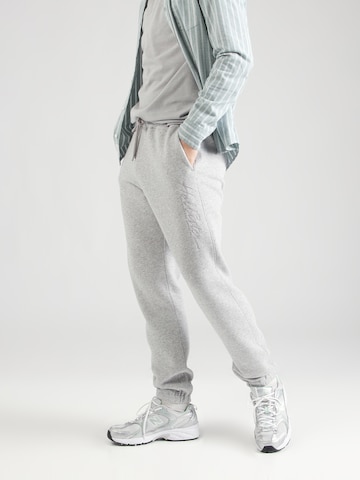 Tapered Pantaloni di HOLLISTER in grigio: frontale