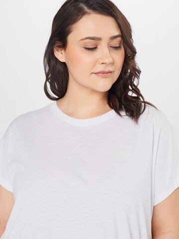 Noisy May Curve T-shirt 'MATHILDE' i vit