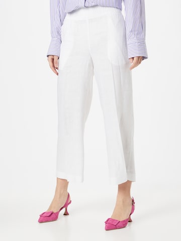 s.Oliver Wide leg Trousers in White: front