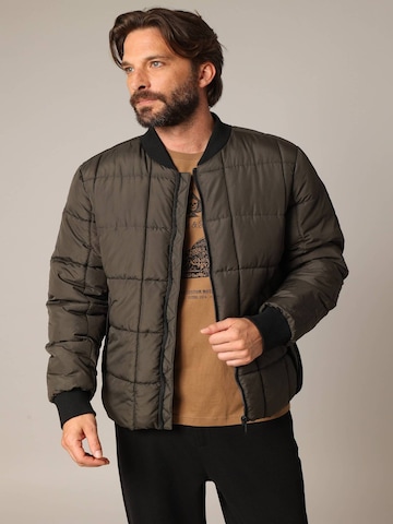 Veste mi-saison 'MALMO' Deeluxe en marron : devant