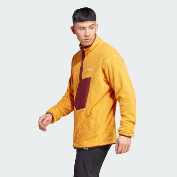 Pullover sportivo 'Xploric High-Pile-Fleece Pullover' di ADIDAS TERREX in giallo