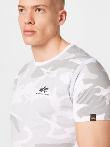 Regular fit Maglietta di ALPHA INDUSTRIES in bianco