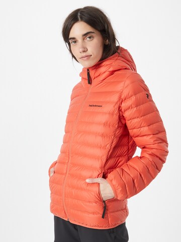 PEAK PERFORMANCE Outdoor Jacket in Red: front