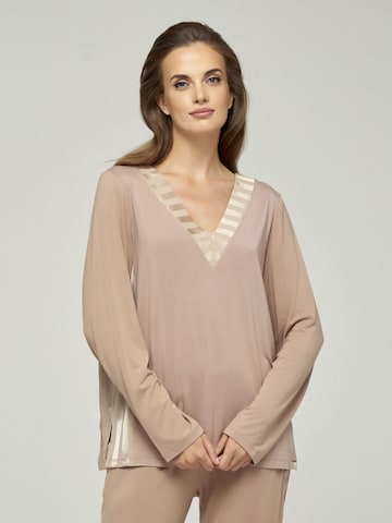 Marc & André Pajama Shirt in Beige: front