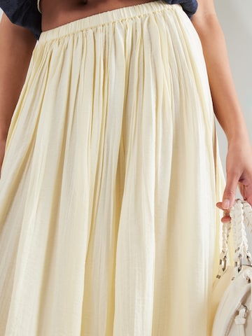 TOPSHOP Φούστα 'THEA' σε μπεζ