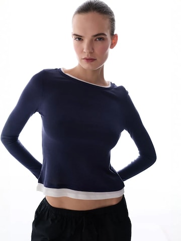 Penti - Blusa body em azul: frente
