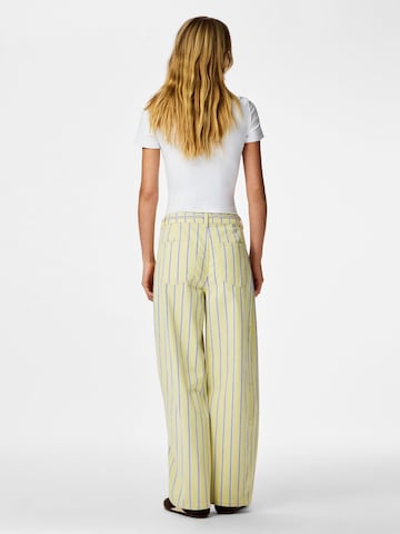 PIECES Tønde Jeans 'PCBillo' i beige