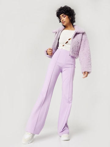 évasé Pantalon 'Spruce' florence by mills exclusive for ABOUT YOU en violet