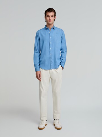 Slimfit Camicia di Scalpers in blu: frontale